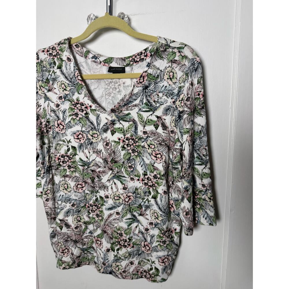 J. Jill Wearever Spring Tropical Floral Lightweight 3/4 Sleeve V-neck Top Medium - Picture 3 of 9